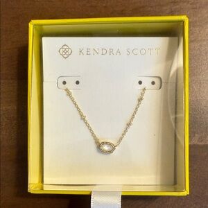 NWT Kendra Scott Gold Necklace with Pearl Accent